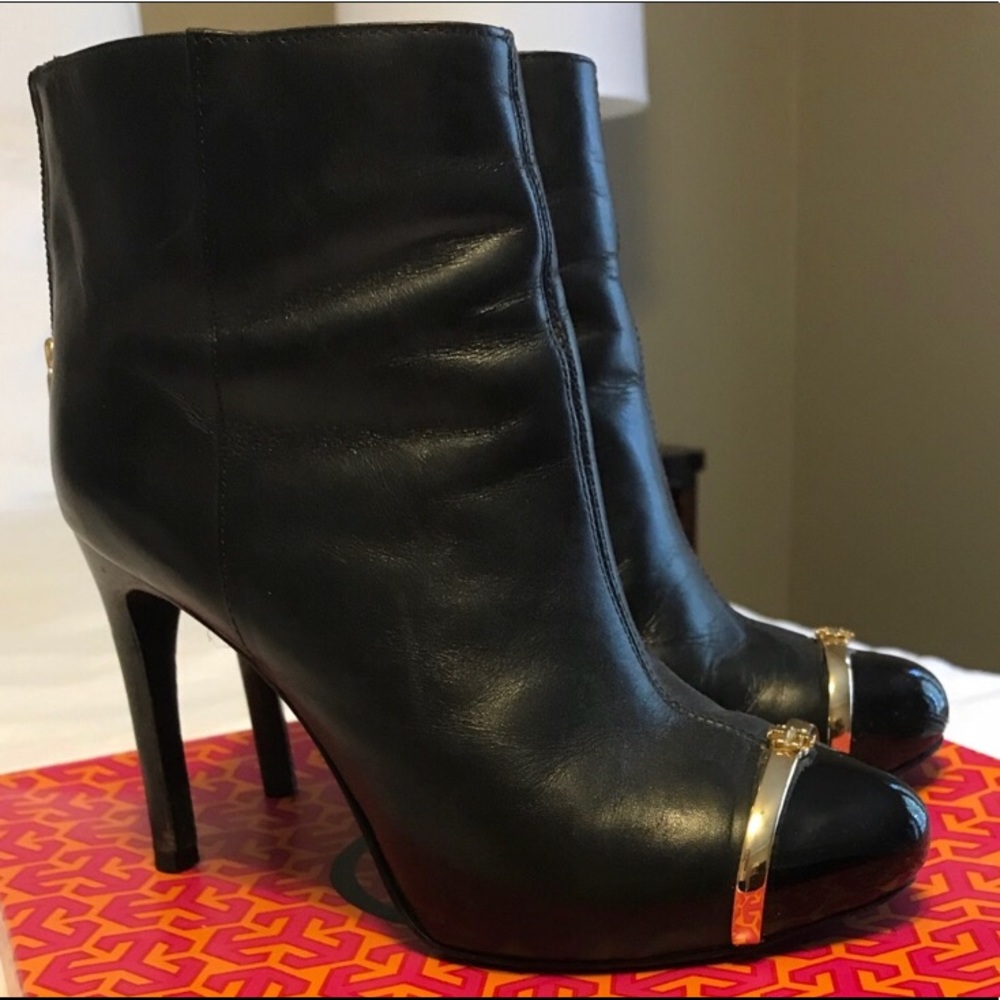 Tory Burch Pacey Cap-Toe Bootie